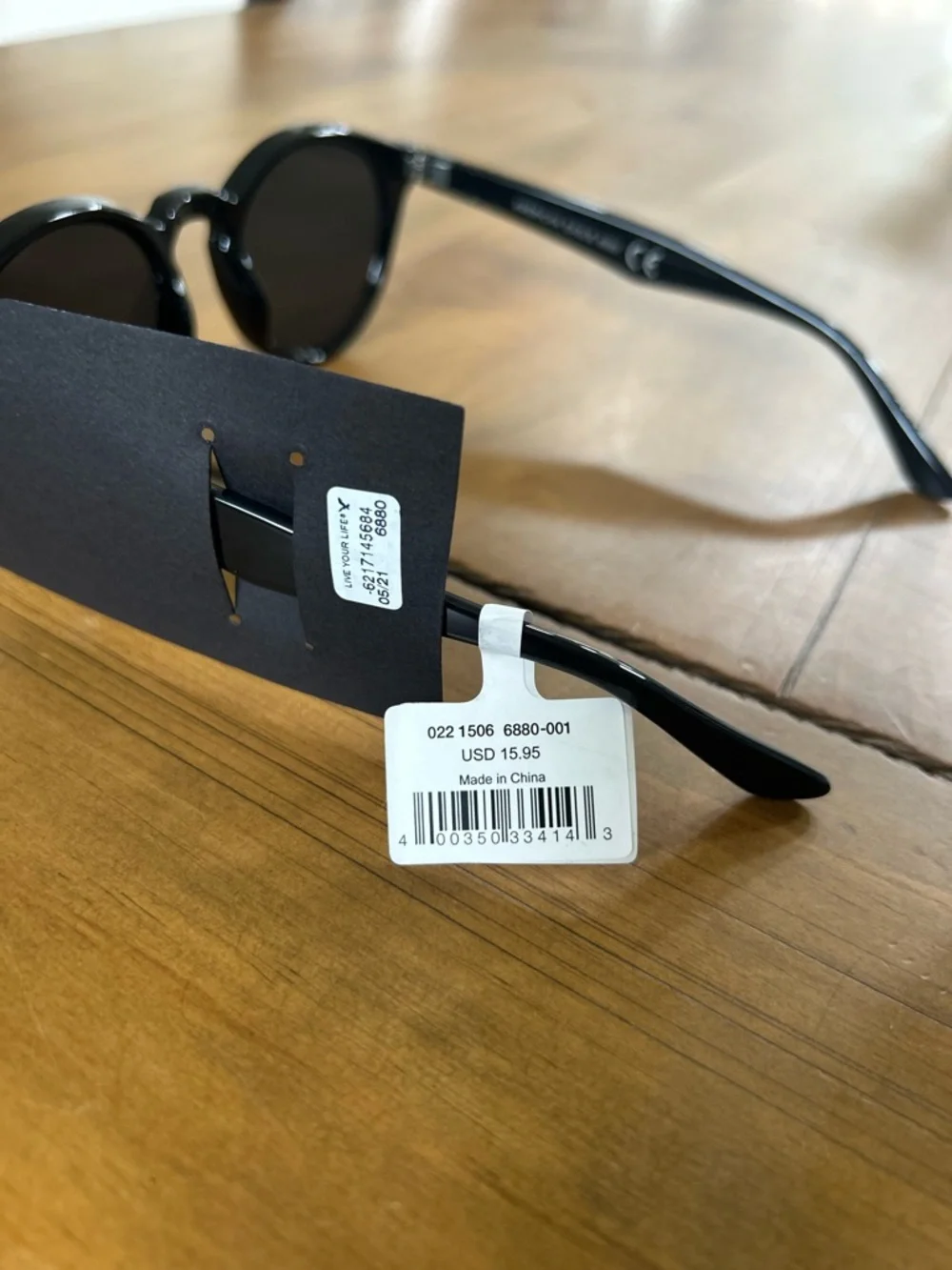 NWT AEO Black Round Sunglasses - Classic UV Protection‎